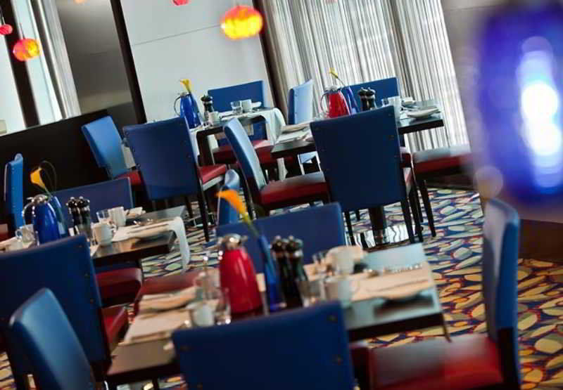 Courtyard By Marriott Doha City Center Kültér fotó